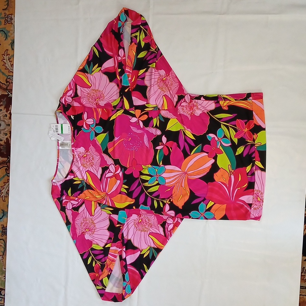 NWT sz L, TRINA TURK "Rio" floral coverup stretchy mini dress, batwing sleeves